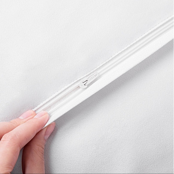 NEW Phantoscope Faux Fur Pillow Case - Picture 3 of 6